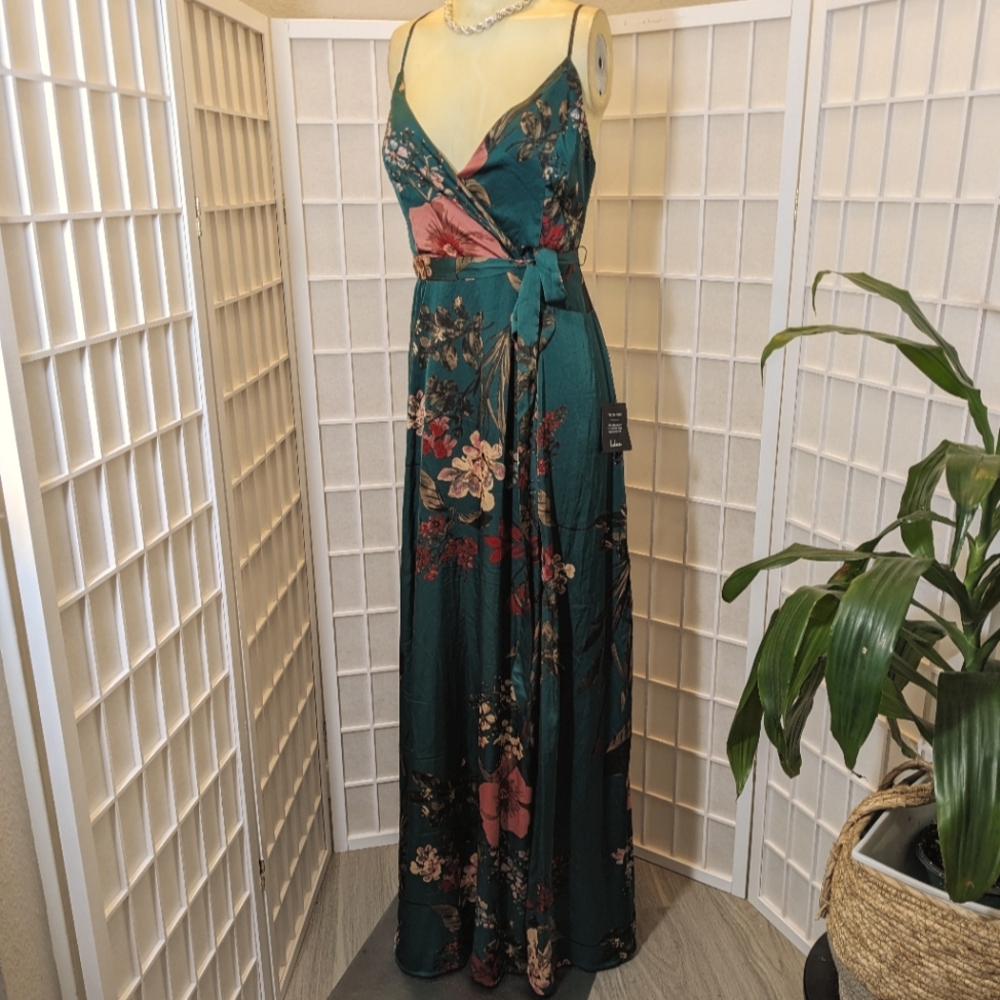 Lulu's Maxi Dress